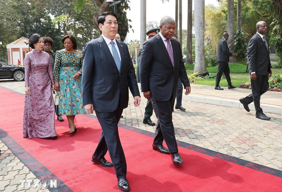 Lễ đón Chủ tịch nước Lương Cường thăm cấp Nhà nước Cộng hòa Angola