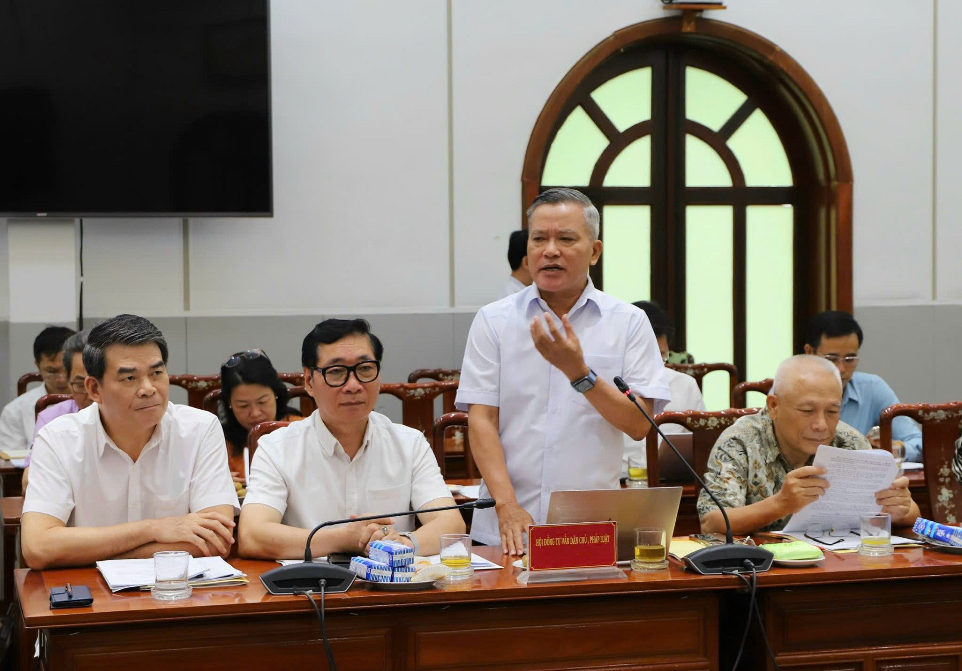 Ong Pha.jpg