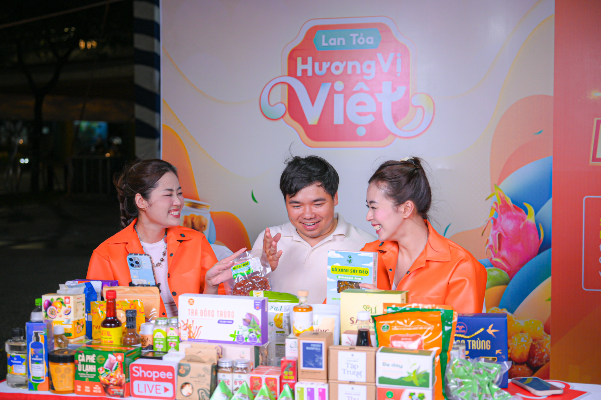 Shopee4(3).jpg