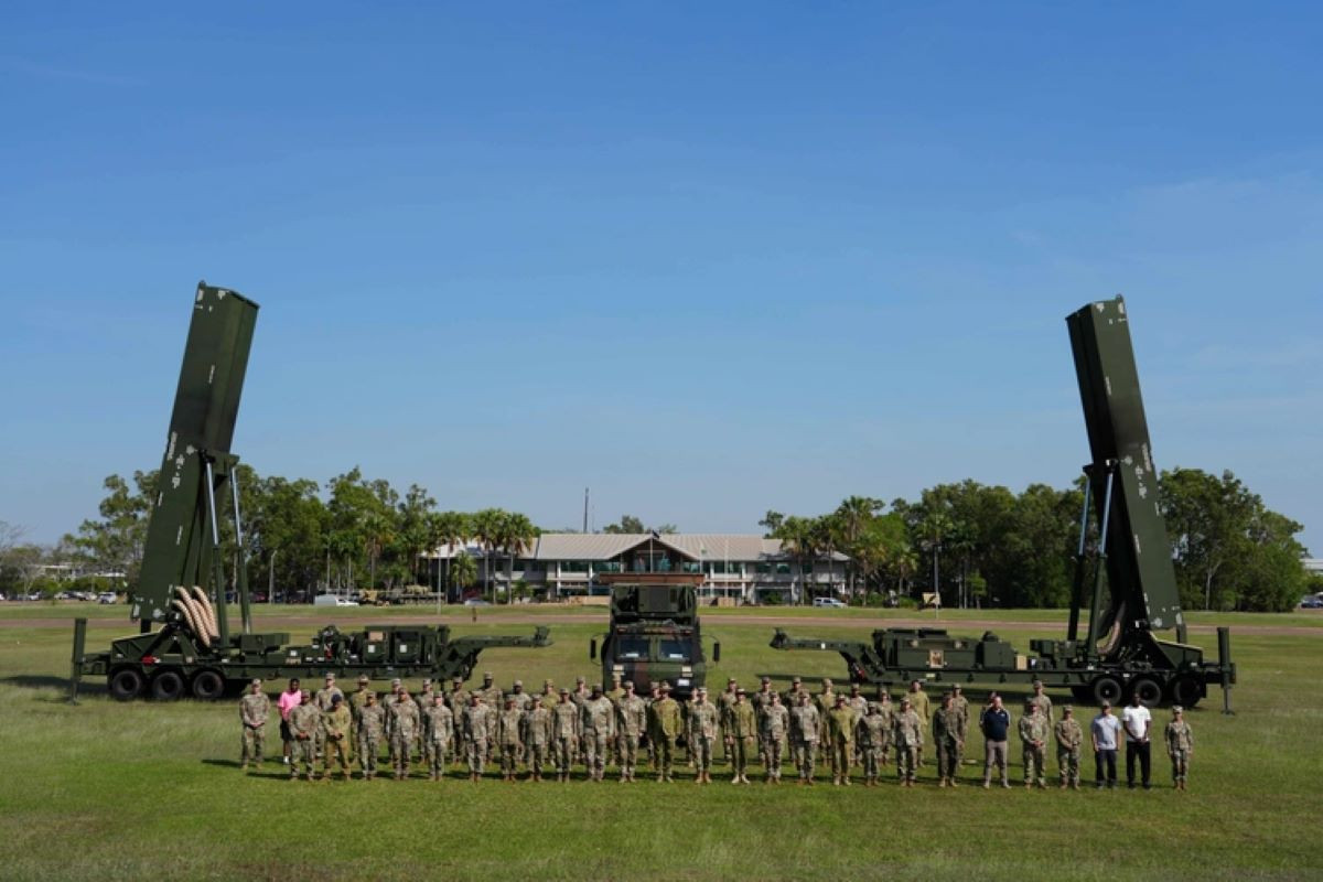 Tên lửa siêu thanh Dark Eagle.jpg