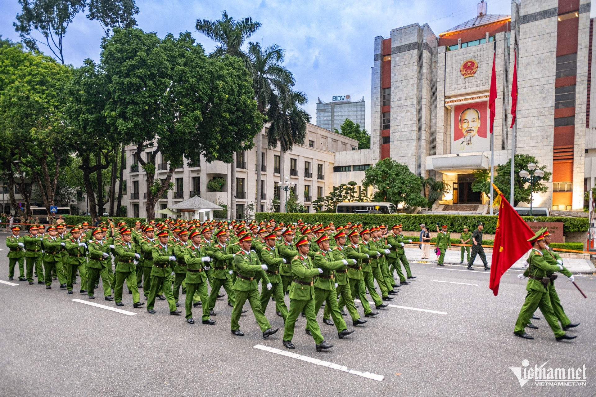 W-cong an   dieu binh dieu hanh (17).jpg