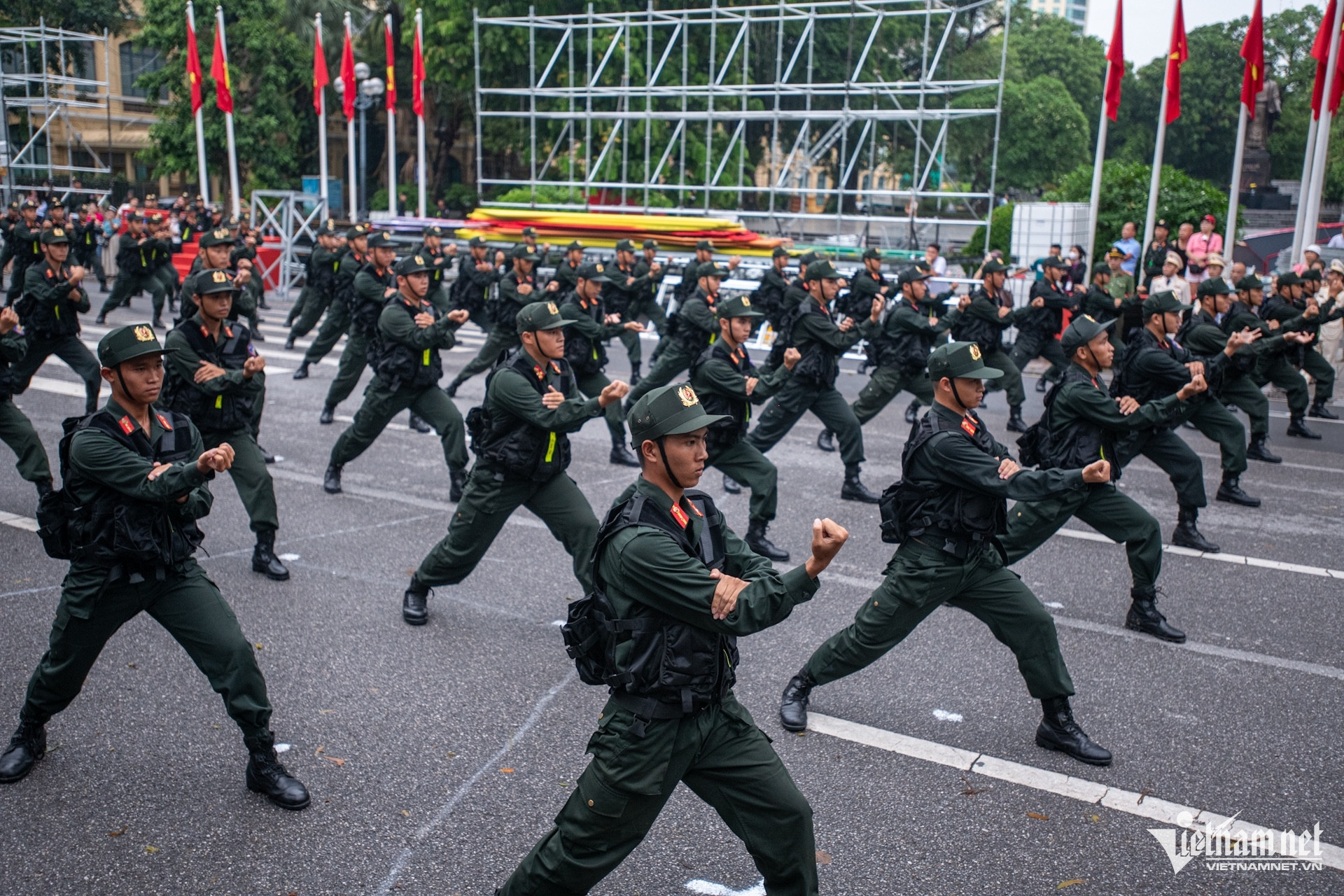 W-cong an   dieu binh dieu hanh (28).jpg