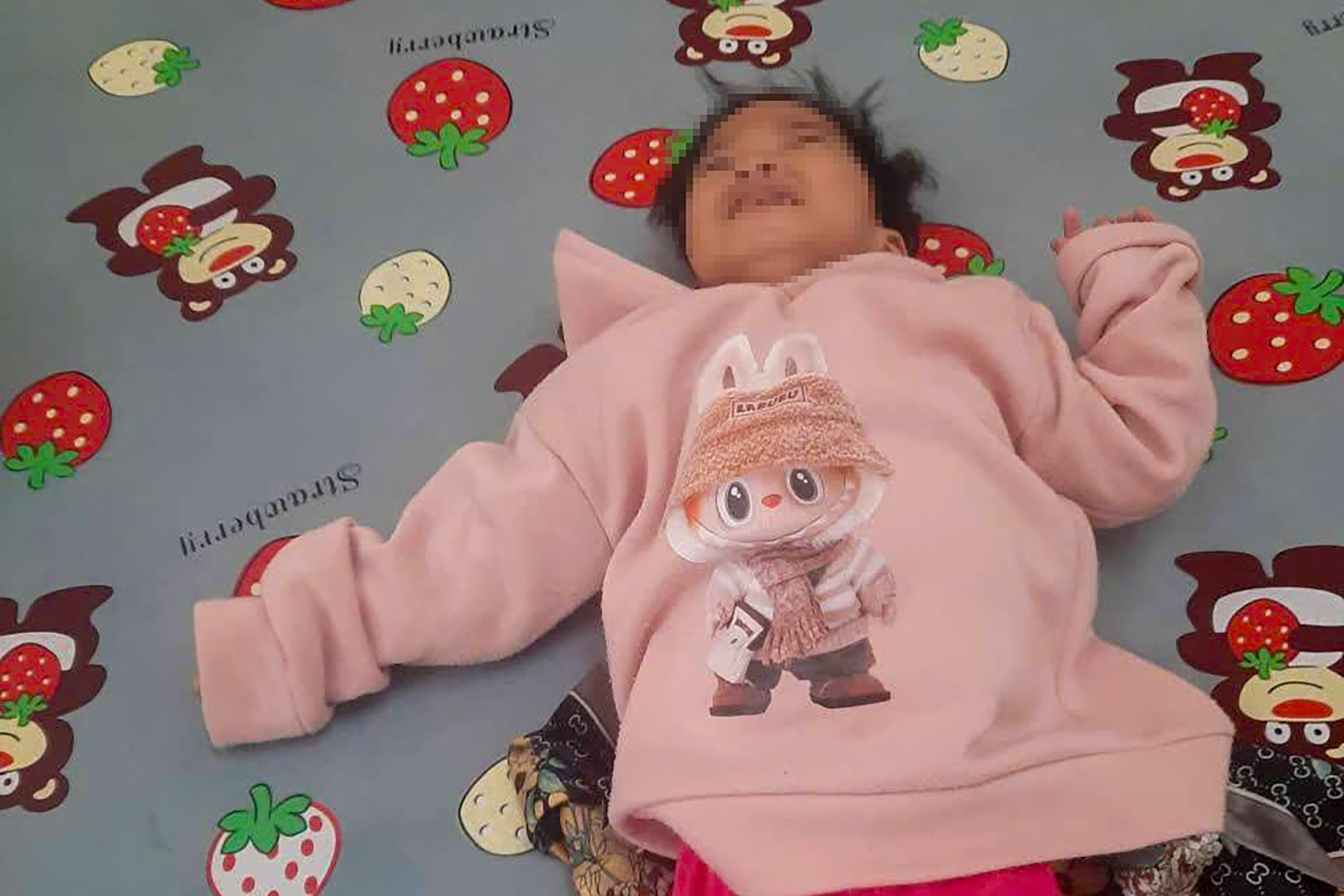 Bé gái bị bỏ rơi cùng tâm thư nhói lòng của người mẹ ở Đà Lạt