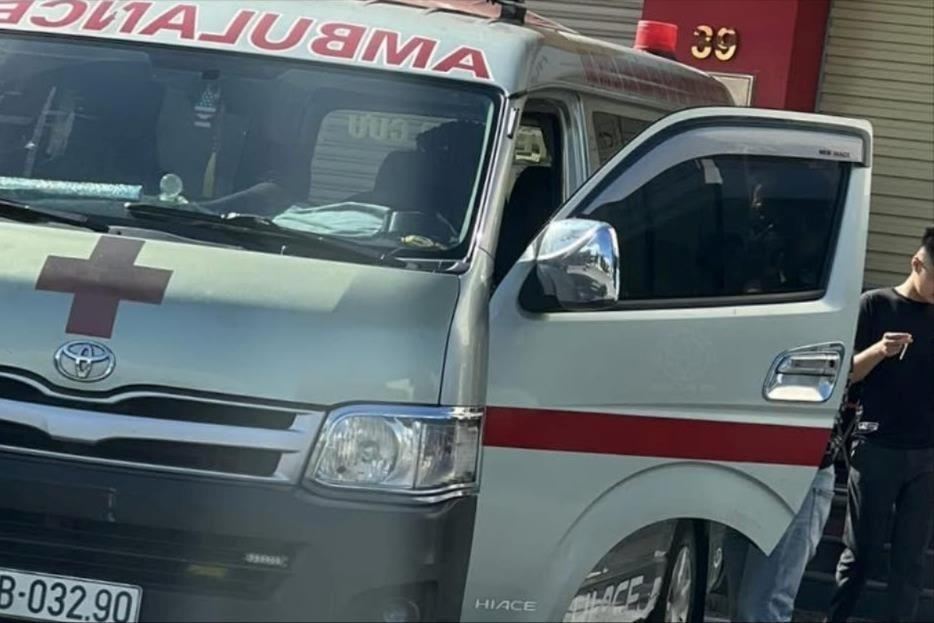 Kiểm tra nhà kho, nhân viên ngân hàng phát hiện đồng nghiệp tử vong bất thường