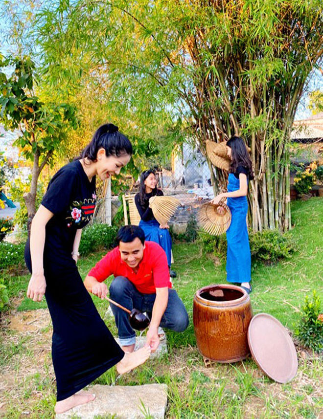 quyenlinh4.jpg