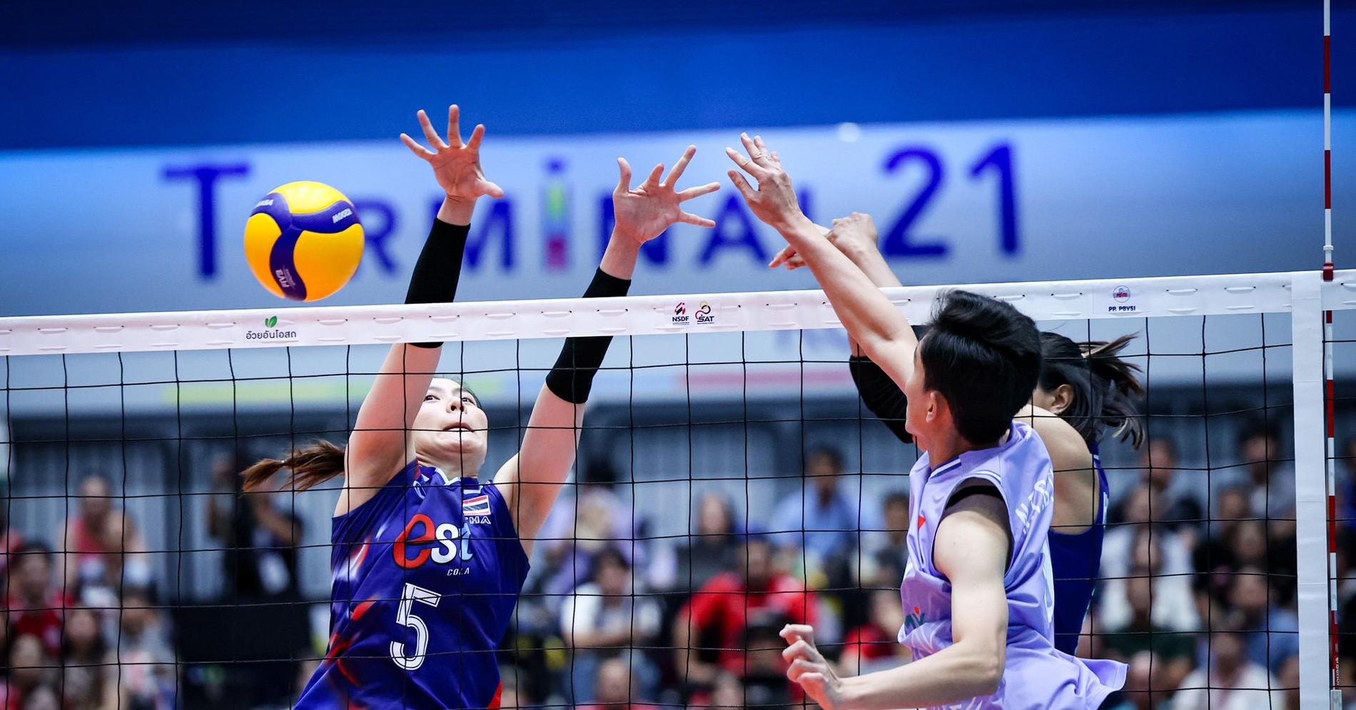 Trực tiếp bóng chuyền nữ Việt Nam 1-0 Philippines: Set 1 áp đảo