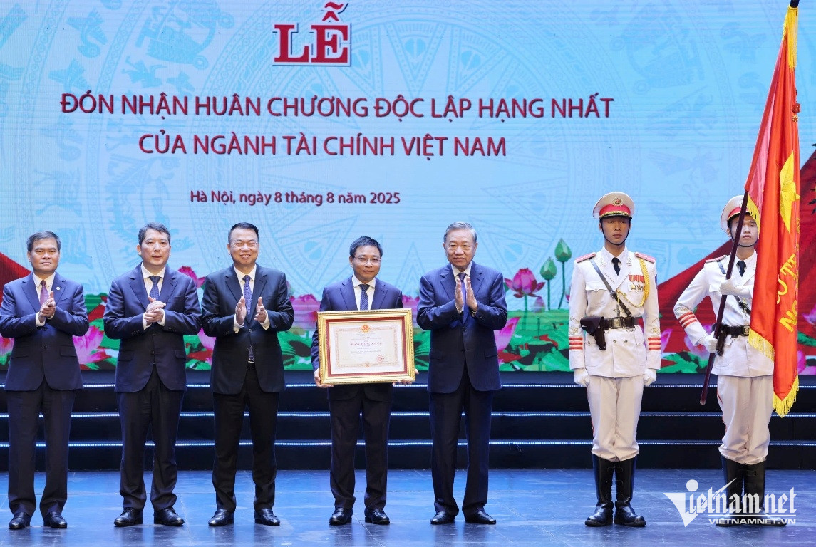 W-tai chinh 2.jpg