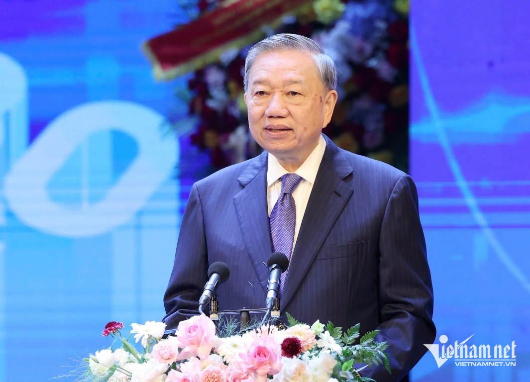 W-tong bi thu To Lam.jpg