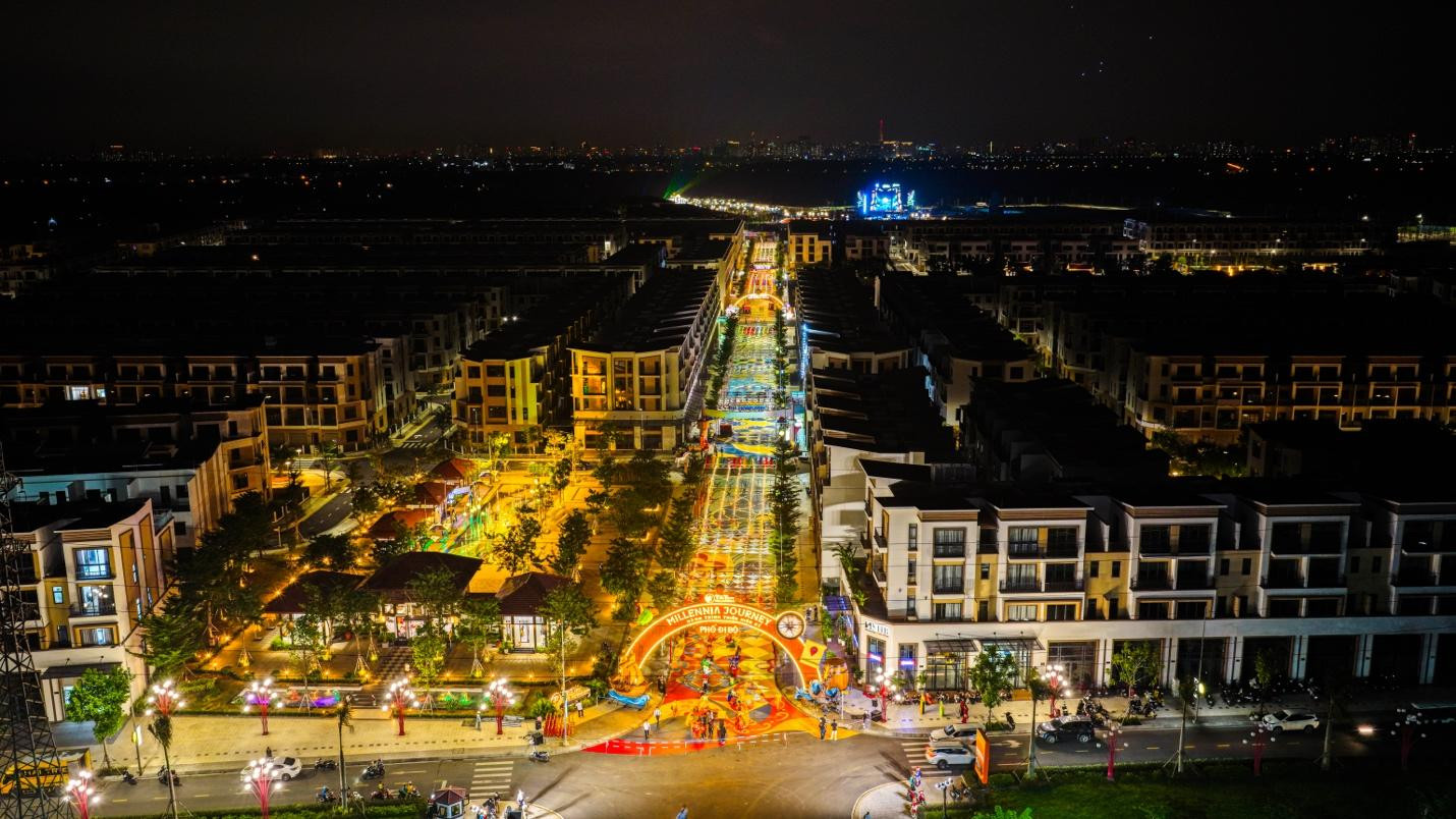 1 T&T City Millennia.jpg