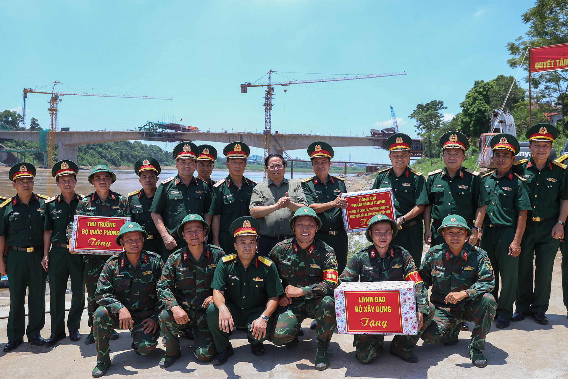 img8936 17547210708071041875317.jpg