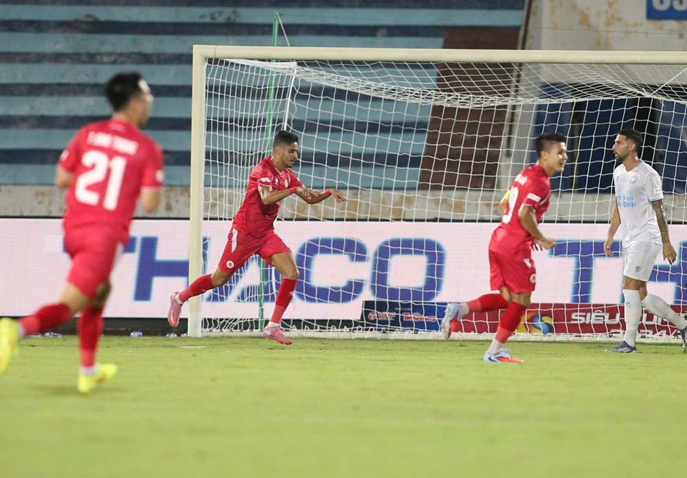 Nam Dinh vs CAHN 1.jpg