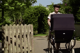 Trường đào tạo siêu bảo mẫu có mức lương 'khủng', huấn luyện như đặc vụ