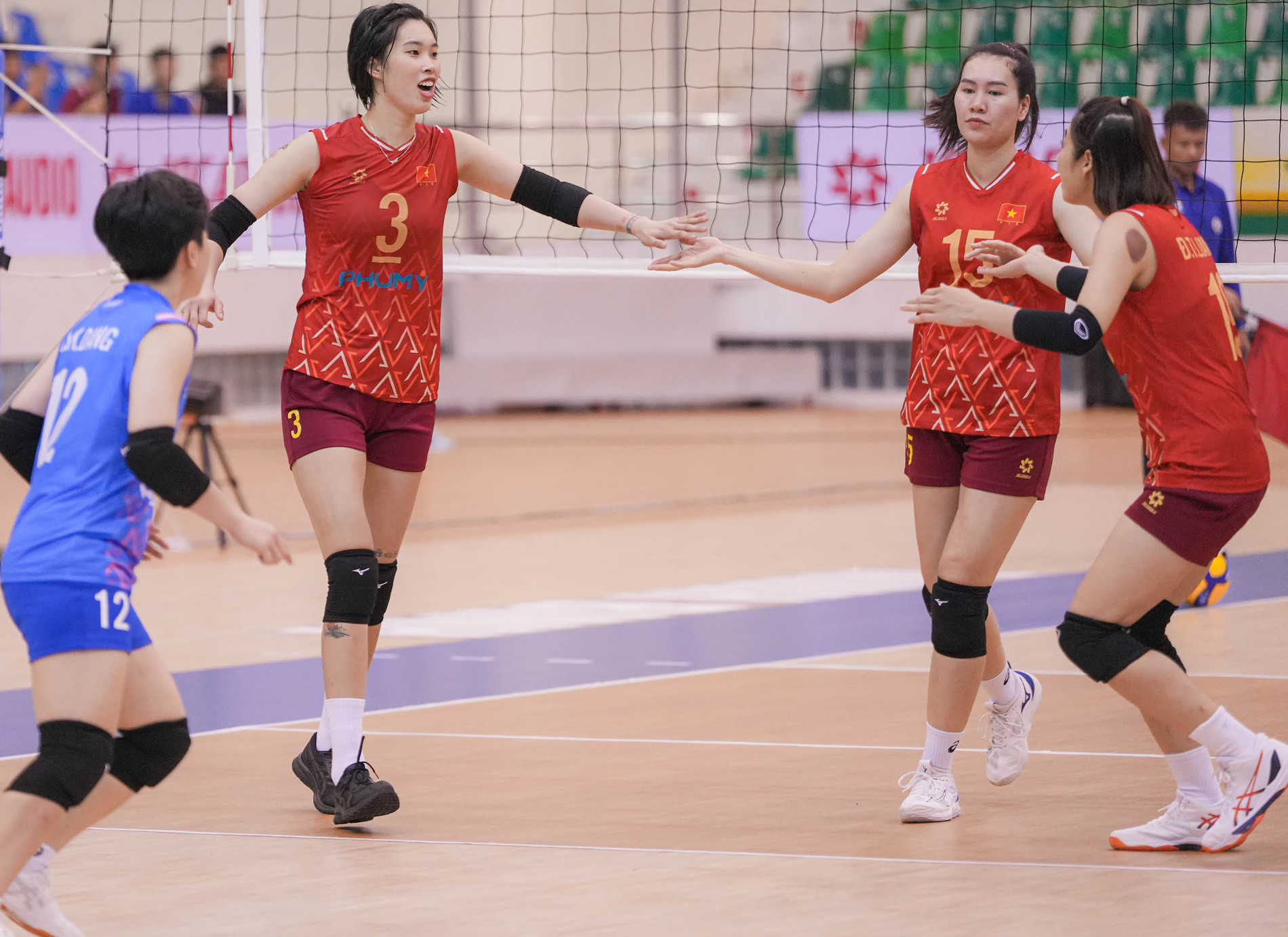 tuyen bong chuyen nu viet nam philippines 4.jpg