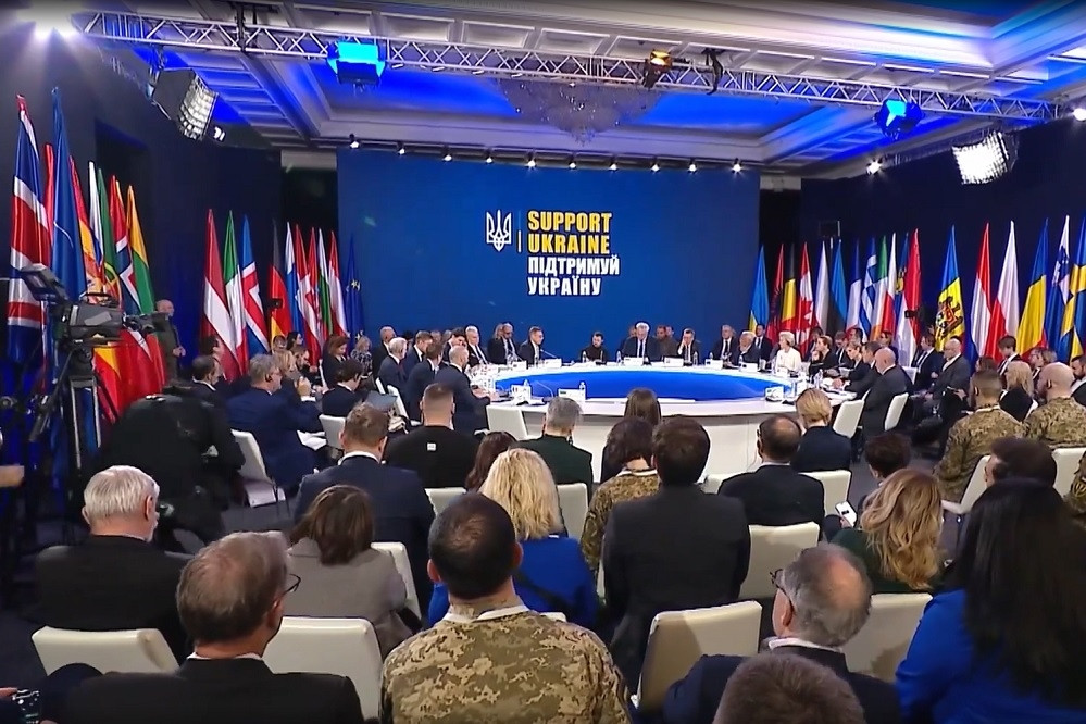 Ukraine và đồng minh phương Tây nhóm họp trước hội đàm Trump – Putin