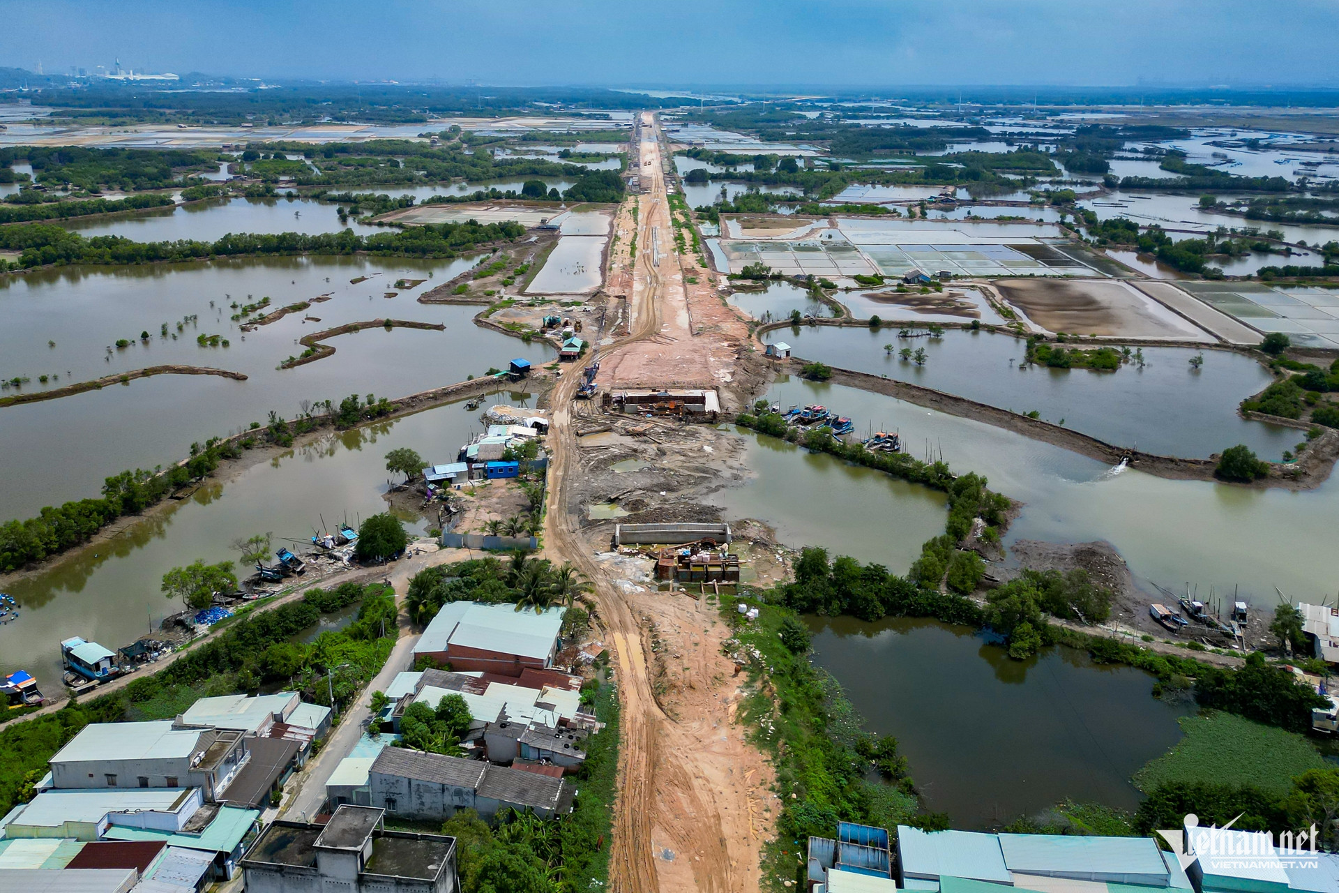 W-Cảng Cái Mép Thị Vải Nguyễn Huế 5.jpg