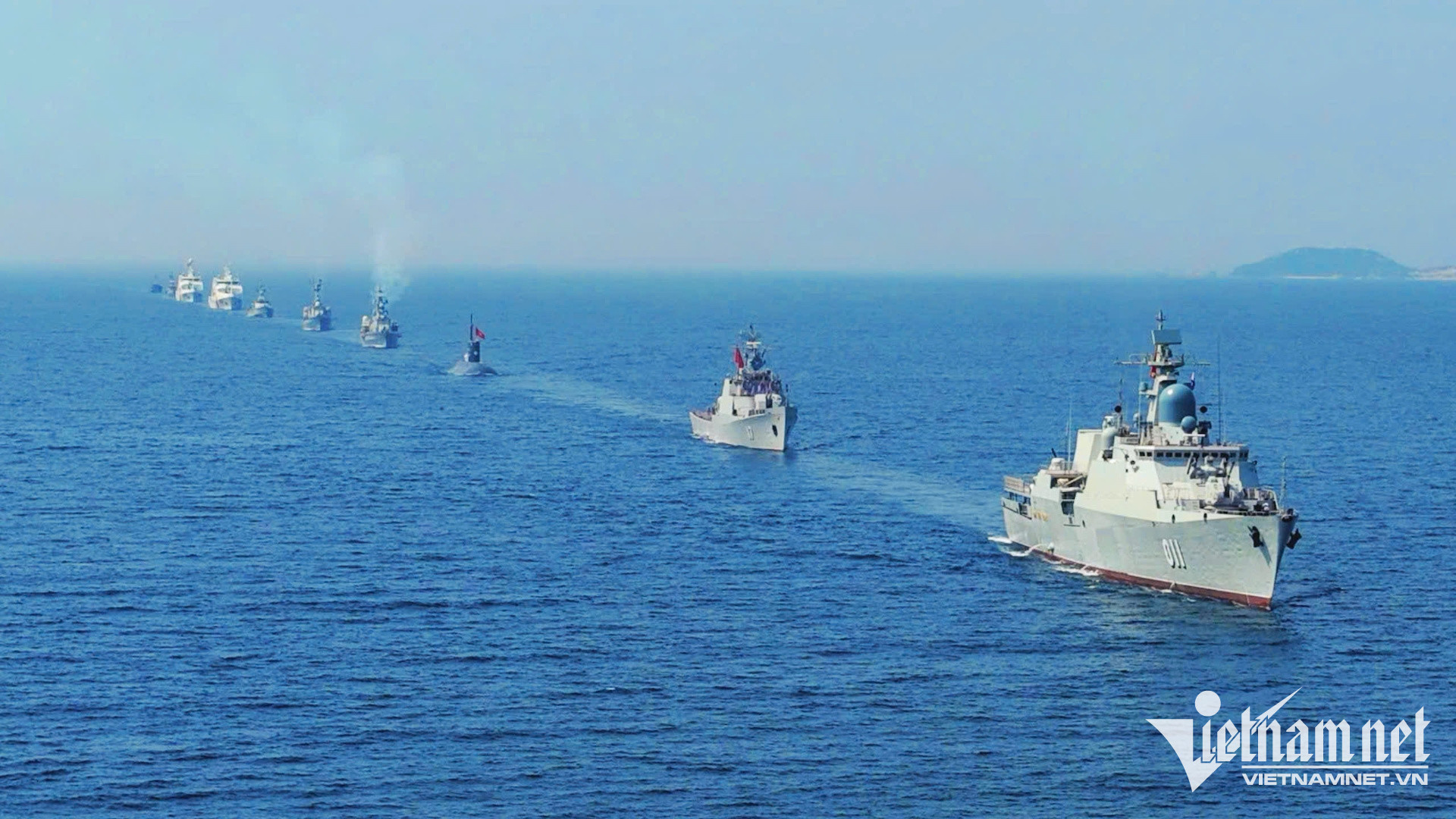 W-tàu hai quan.jpg