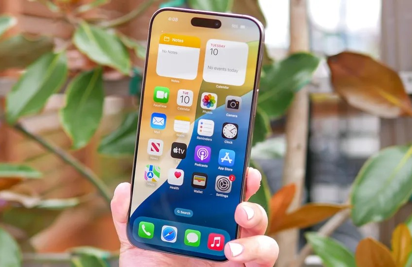 3 cài đặt iPhone ngốn pin khủng khiếp, cần tắt ngay nếu không muốn sạc liên tục