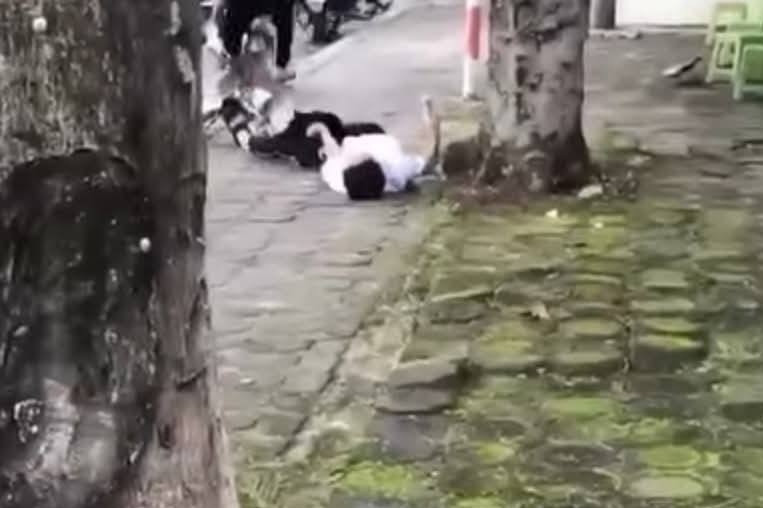 Bản tin trưa 1/9: Vụ thiếu niên 16 tuổi bị đánh co giật: Triệu tập 9 đối tượng