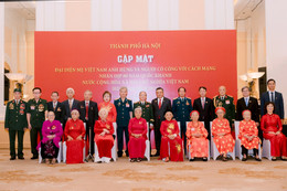 Chủ tịch TP Hà Nội cam kết quan tâm sâu sắc hơn nữa đến đời sống người có công