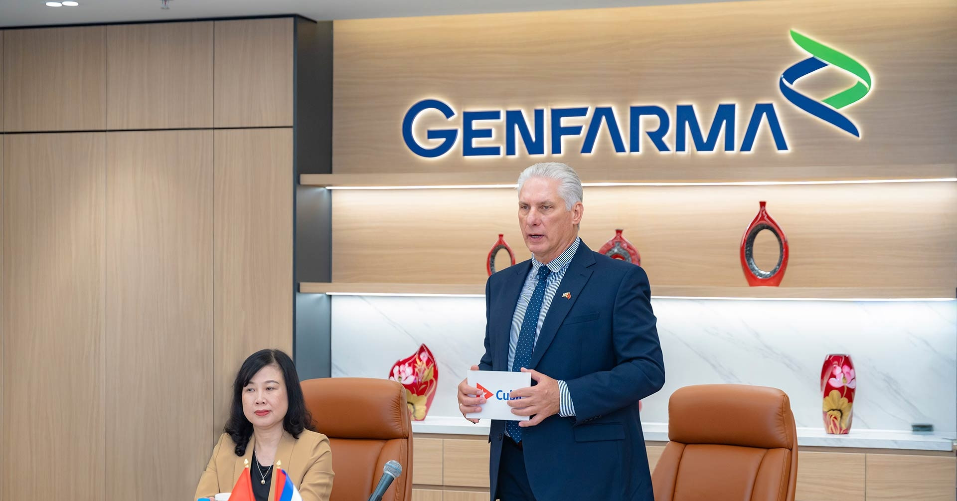 Cuba chuyển giao công nghệ sản xuất dược phẩm cho Việt Nam