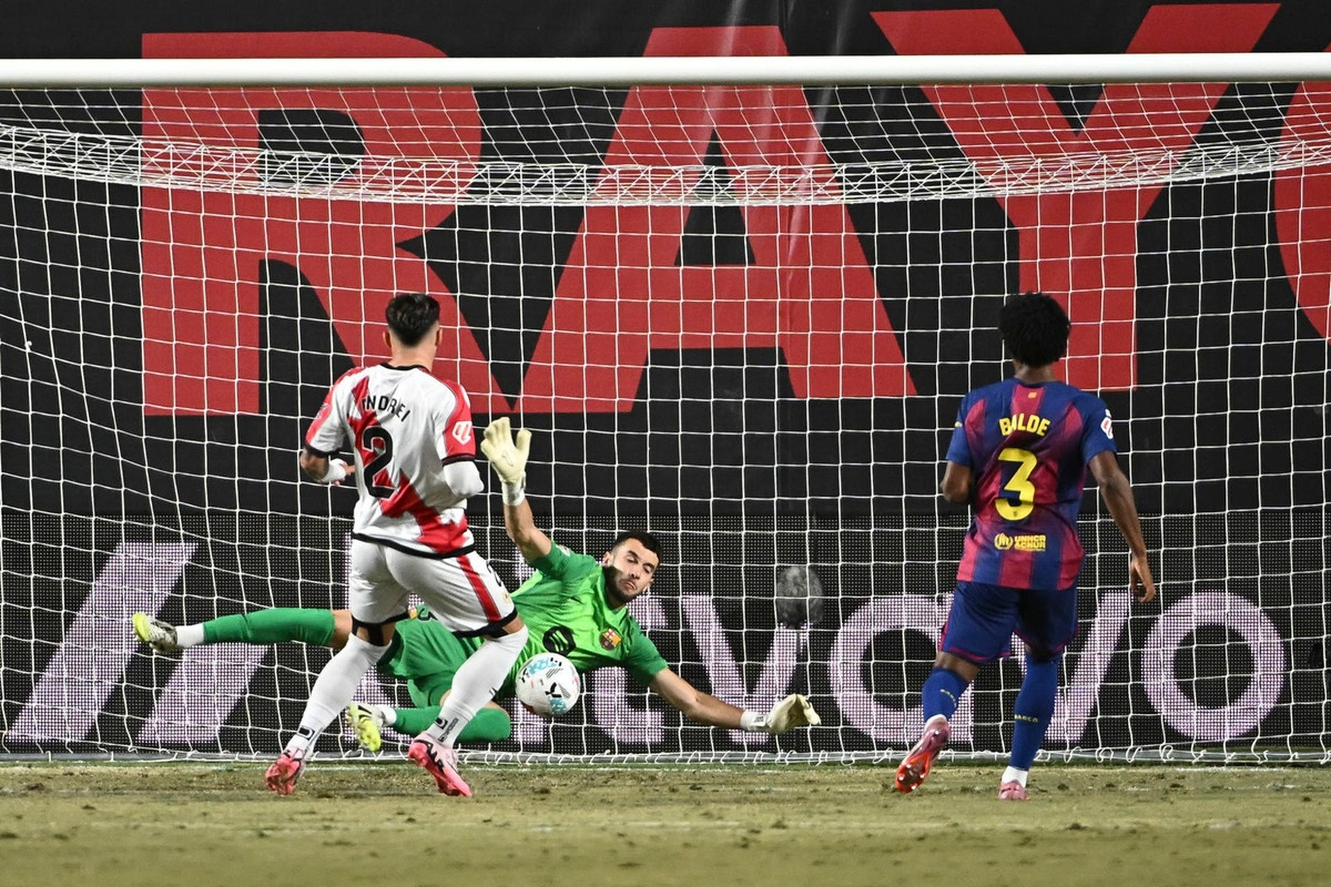 EFE - Joan Garcia Rayo Barca.jpg