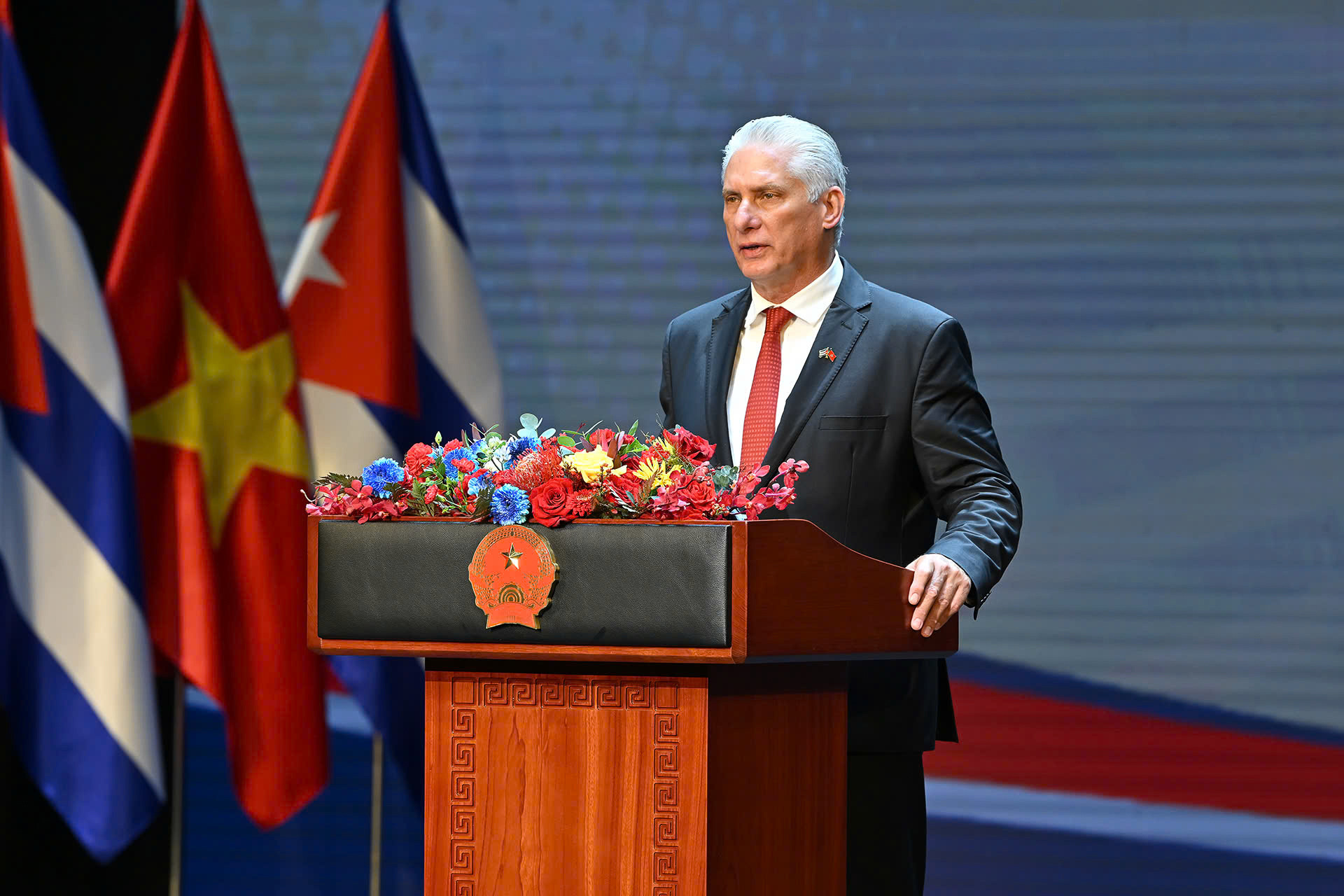 VietNam   CuBa 6.jpg