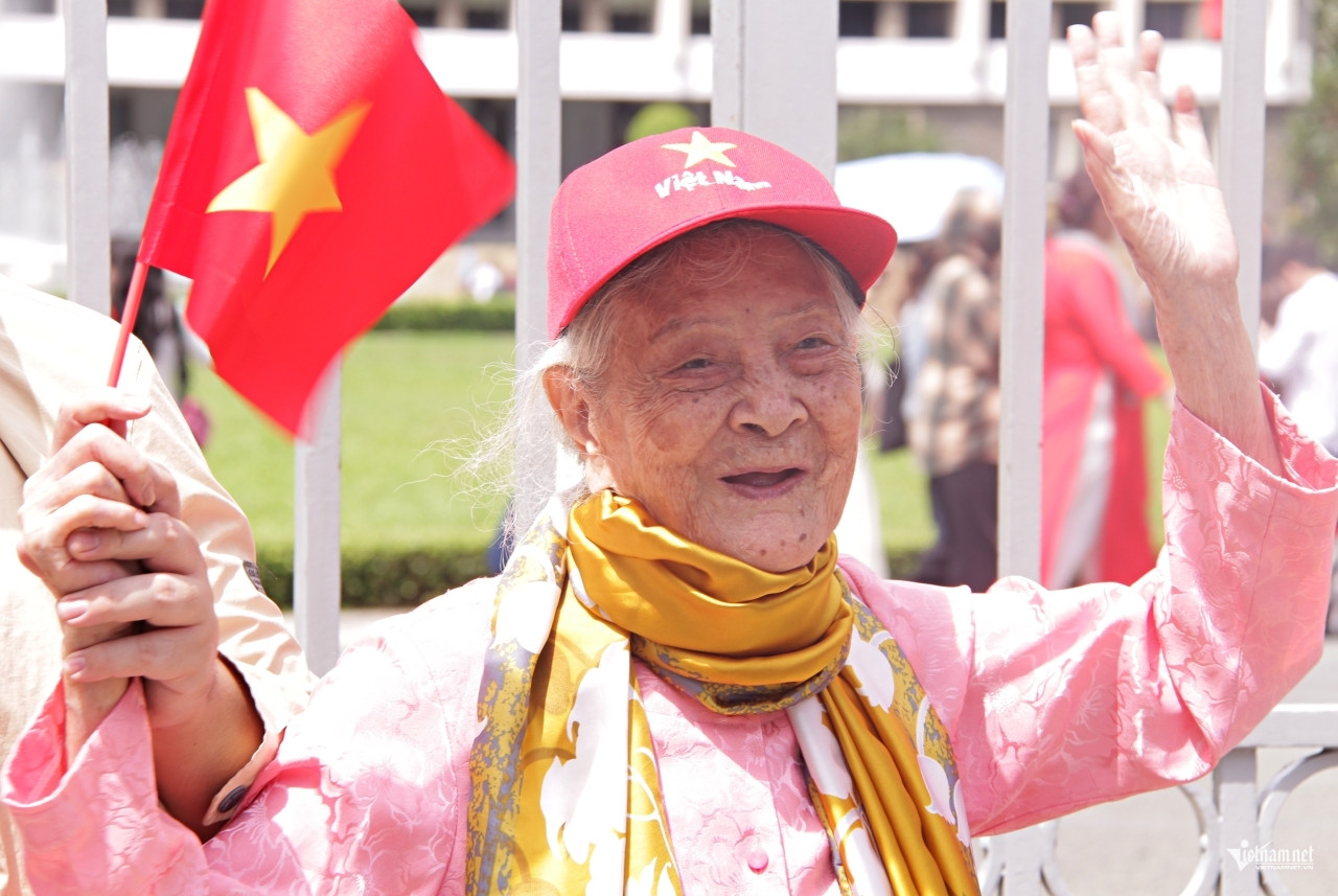 W-dinh-doc-lap-3.3.JPG.jpg