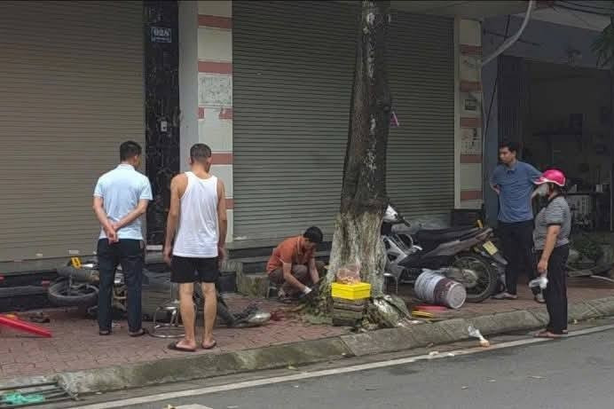 Bản tin cuối ngày 10/9: Vặn ga xe máy, bé trai 7 tuổi lao xe lên vỉa hè tử vong