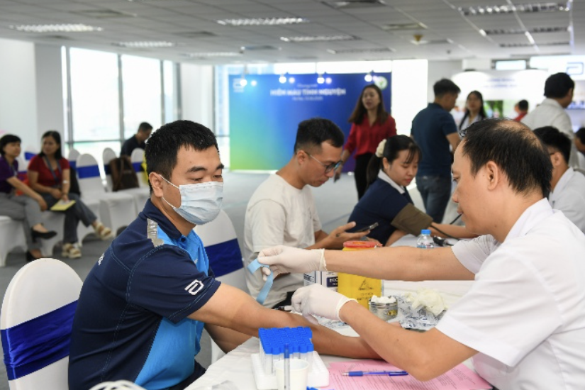 Abbott - Hành trình 30 năm đồng hành sức khỏe người Việt Nam