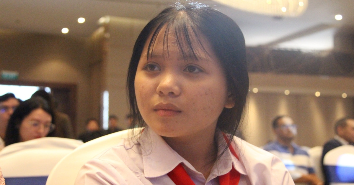 Bố qua đời sau một ngày nói hiến tạng cho mẹ, bé gái 11 tuổi nghẹn ngào