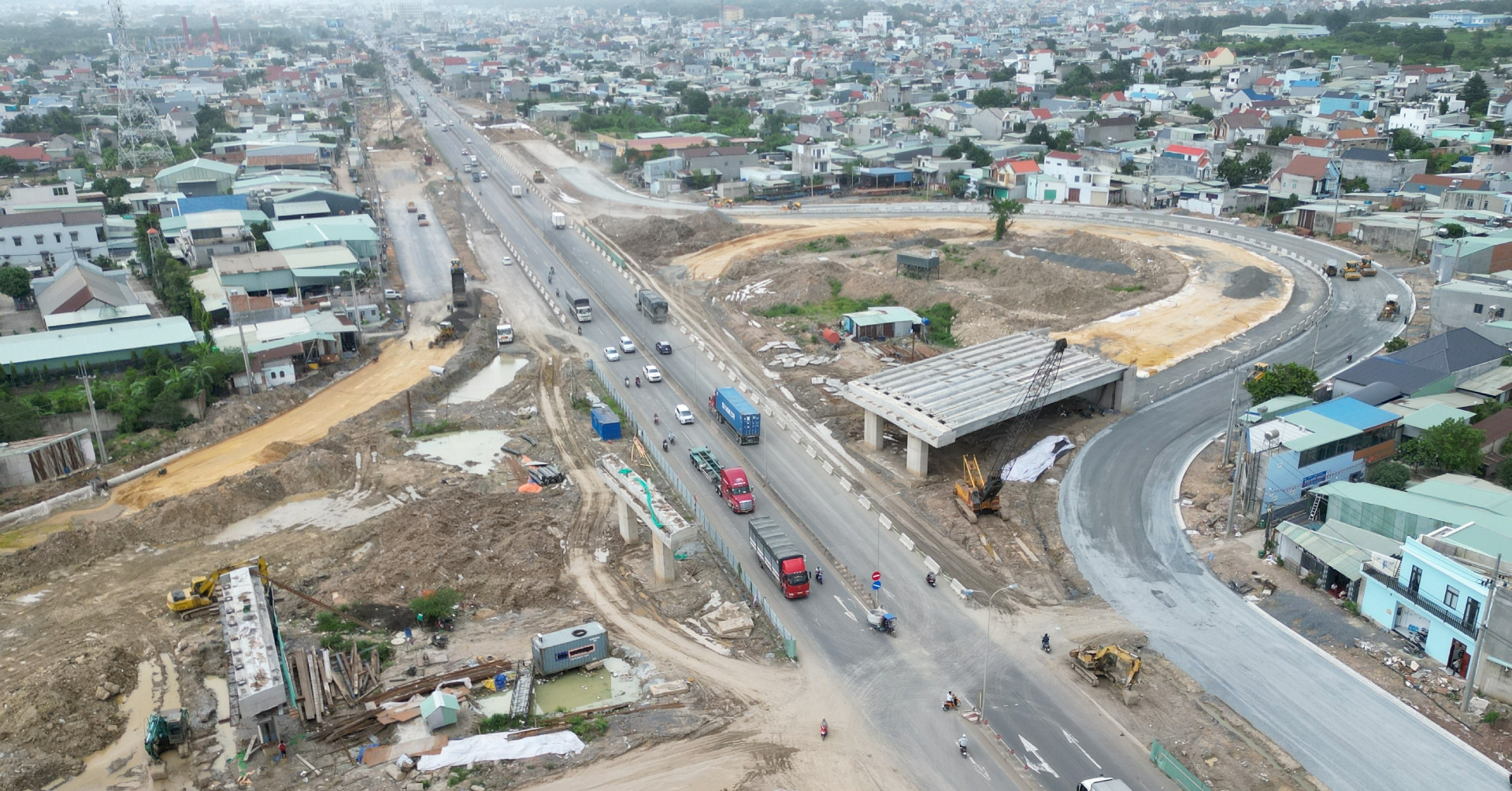Cao tốc Biên Hòa - Vũng Tàu ì ạch, Chủ tịch Đồng Nai phê bình chủ đầu tư
