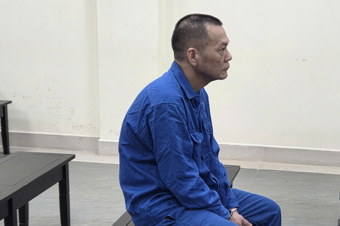 Đâm trúng ngực trái trưởng ca trực, bảo vệ chung cư ở Hà Nội lĩnh án 13 năm tù