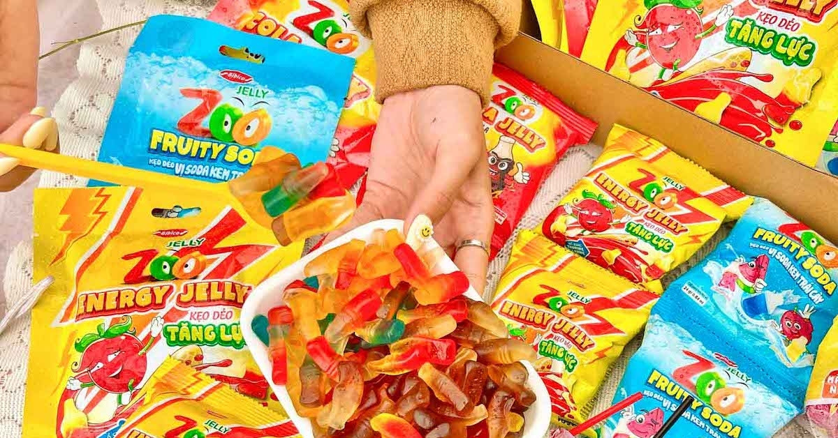 Vừa đạt doanh thu kỷ lục, vì sao hãng bánh kẹo lâu đời muốn rời sàn chứng khoán?