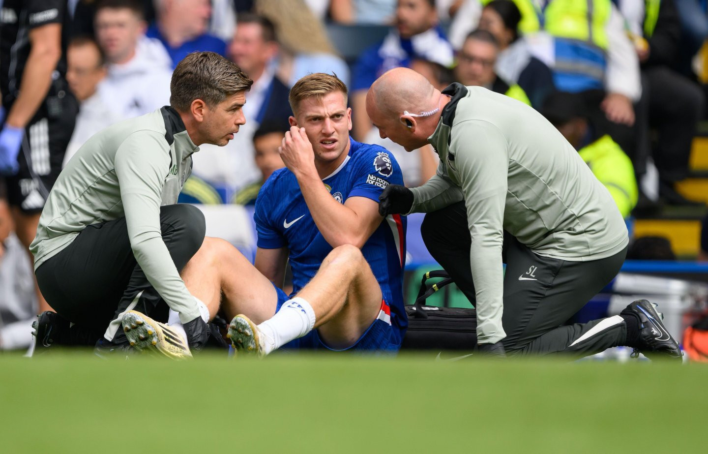 www_thesun_co_uk london chelseas liam delap goes 1019578729.jpg