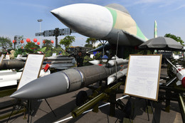 5 loại tên lửa tạo nên sức mạnh 'hổ mang chúa' Su-30MK2