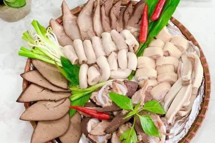 Bác sĩ nói gì về 'ăn gan động vật bổ gan'