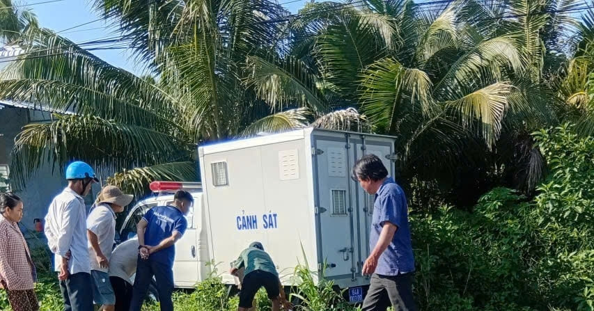 Bất ngờ va chạm với xe chở phạm nhân, người phụ nữ tử vong tại chỗ