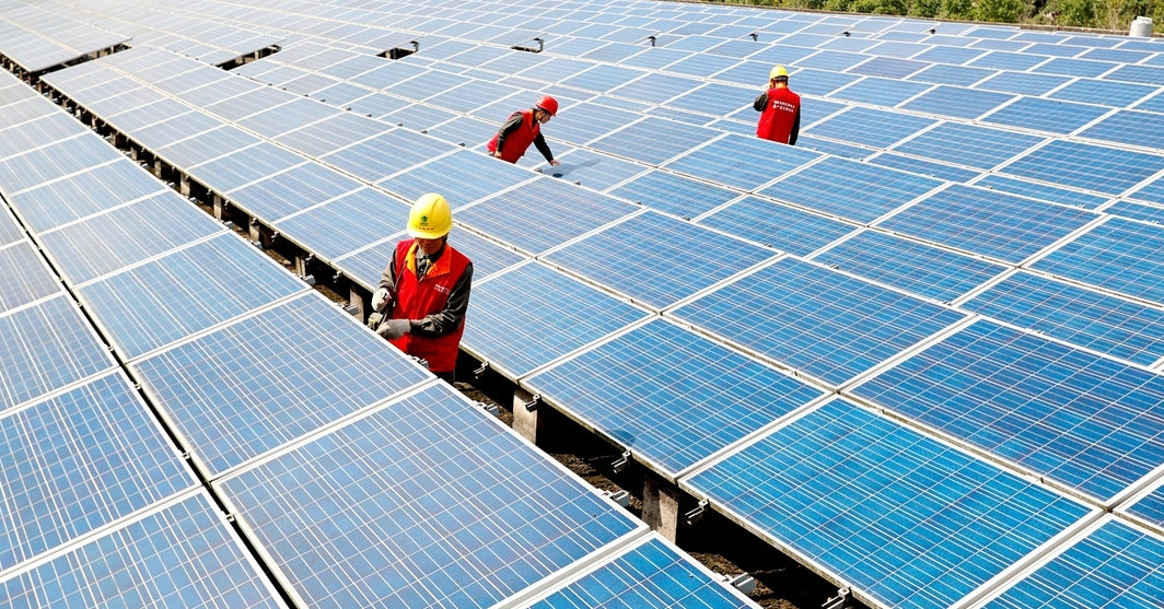 Các ‘ông lớn’ điện mặt trời đồng loạt báo lỗ nặng