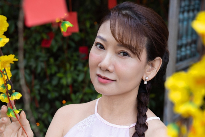 NSND Mỹ Uyên lên báo Hàn, được gọi là 'Diễn viên quốc dân'