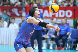Thanh Thúy thi đấu 1 set, ra mắt đội bóng Nhật Bản