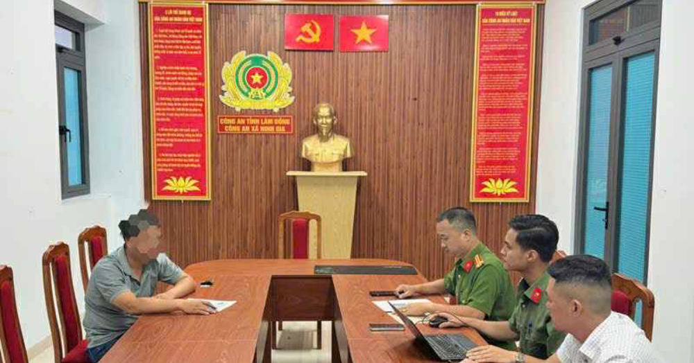 Triệu tập người đàn ông đăng vị trí chốt CSGT lên mạng &amp;apos;cho vui&amp;apos;