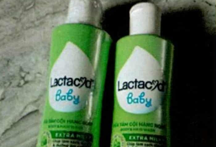 Truy tìm nguồn gốc sữa tắm gội Lactacyd Baby Extra Milky bị làm giả
