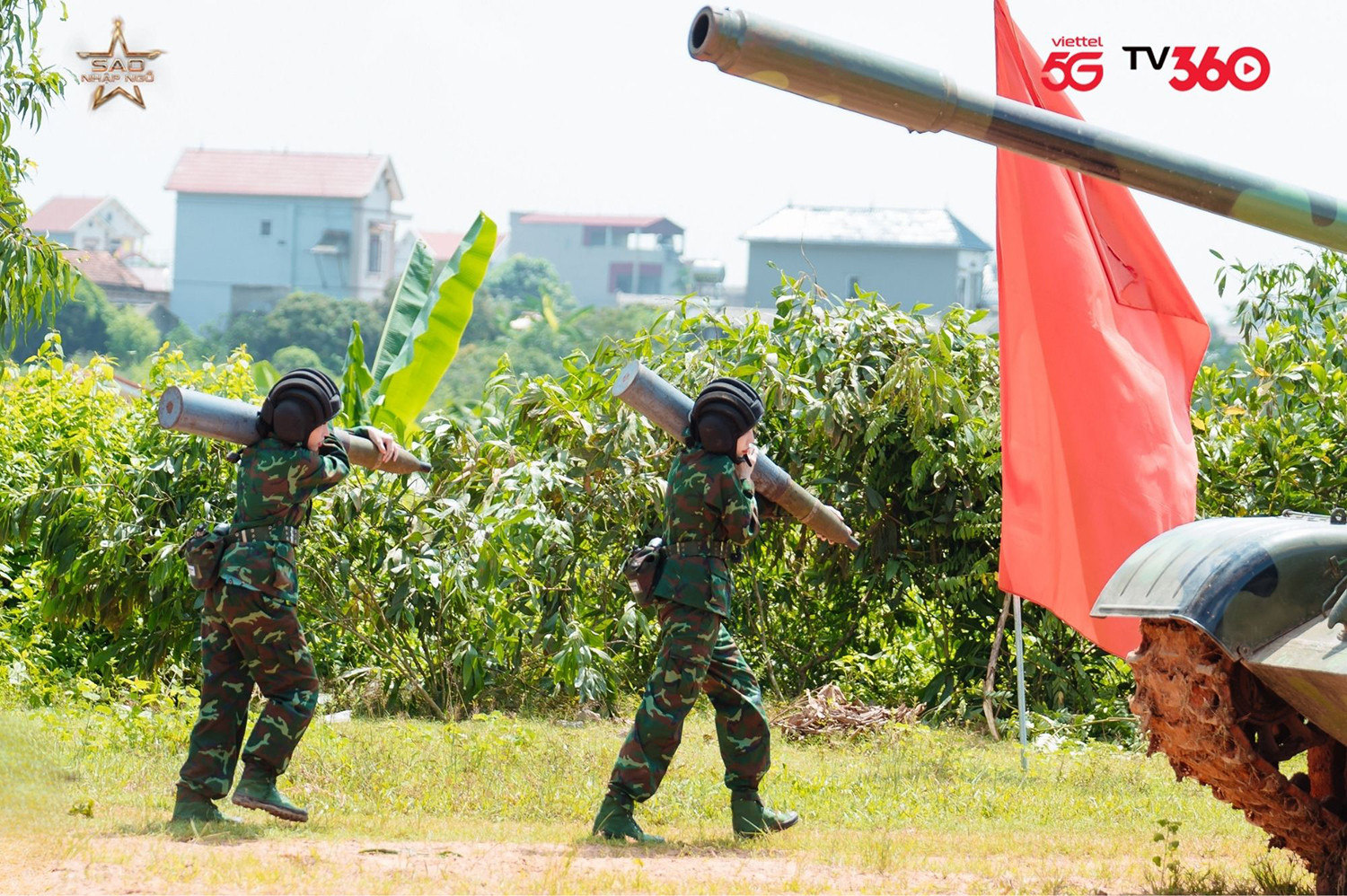 14 Sao nhập ngũ.jpg