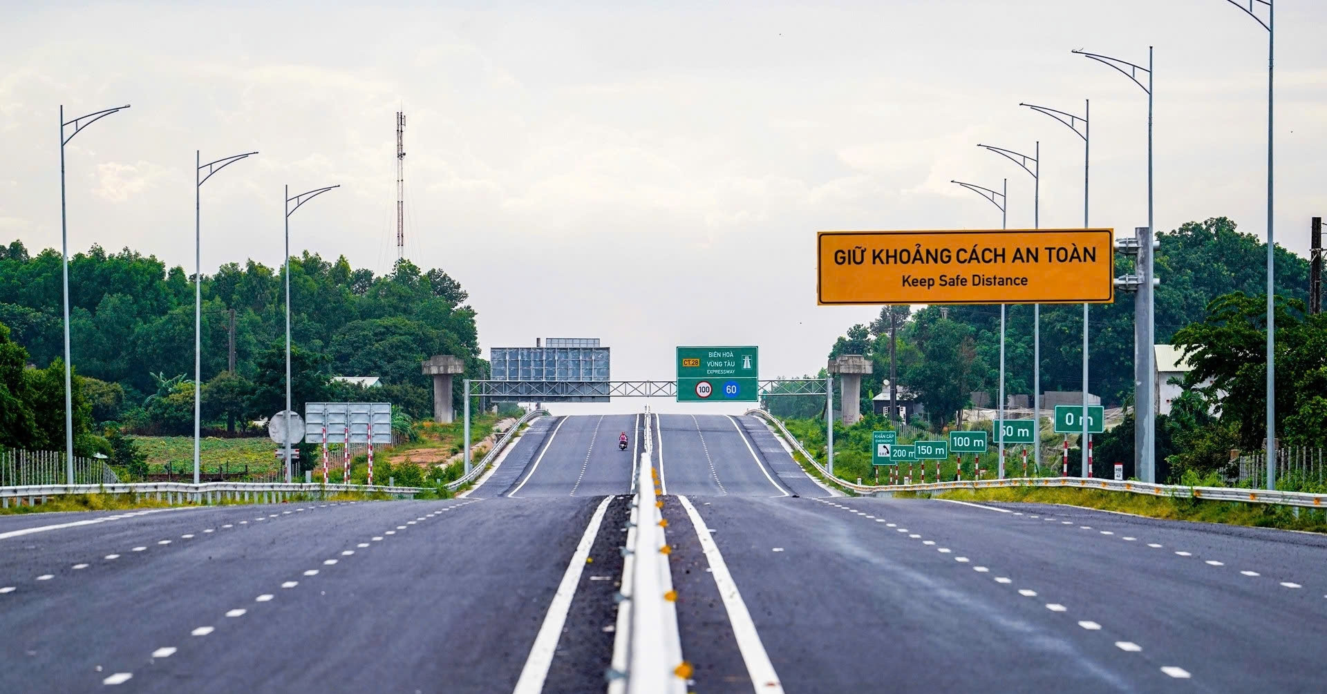 Hạ tầng giao thông đồng bộ - ‘cú hích’ đưa phía Đông TP.HCM phát triển