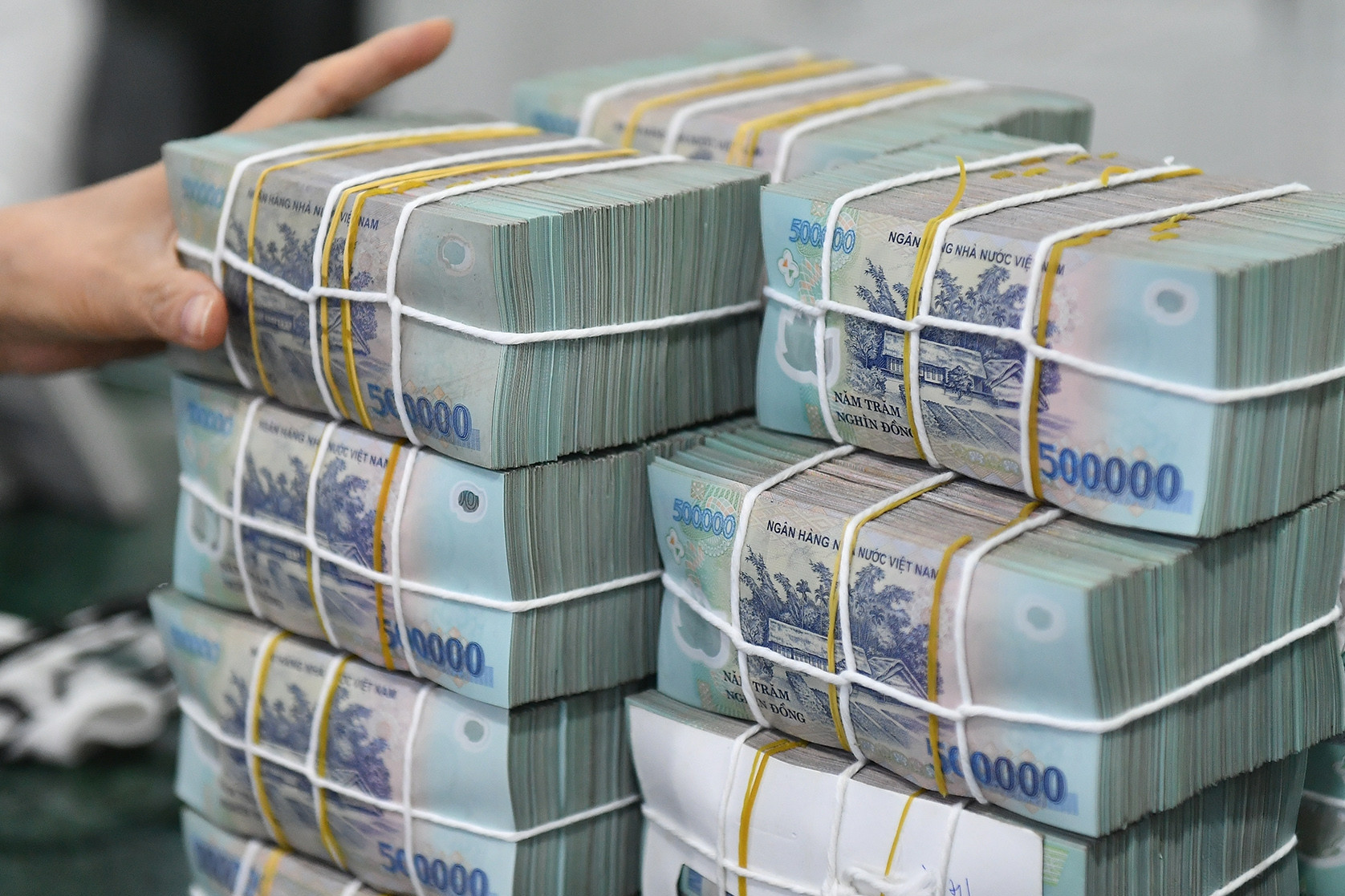 Khi Ủy ban Kiểm tra Trung ương kiểm soát tài sản, thu nhập của cán bộ cấp cao