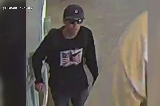 Mỹ hé lộ thêm hình ảnh, treo thưởng 100.000 USD tìm kẻ ám sát Charlie Kirk