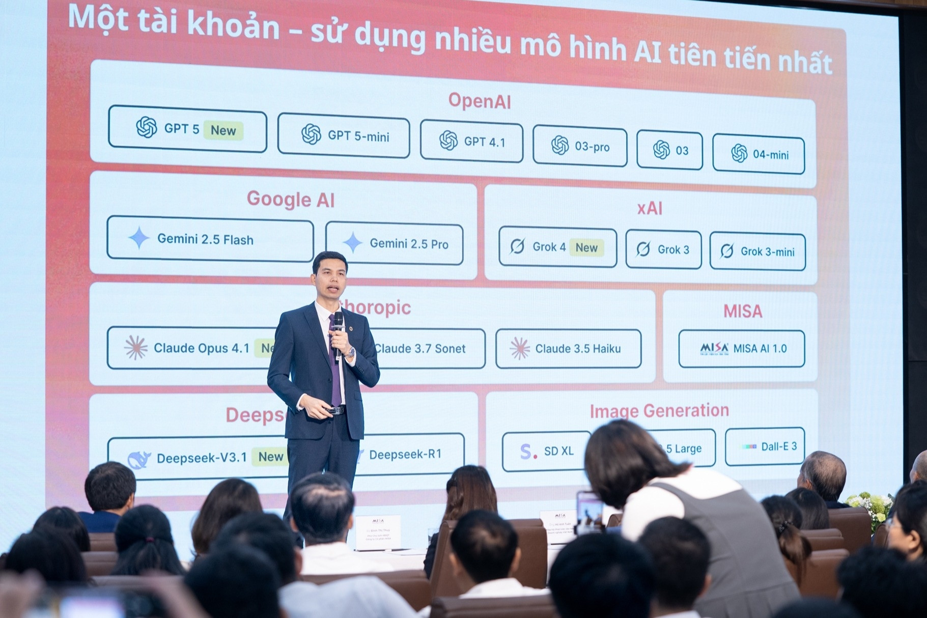 Nền tảng hỗ trợ phổ cập AI tới mọi doanh nghiệp, hộ gia đình