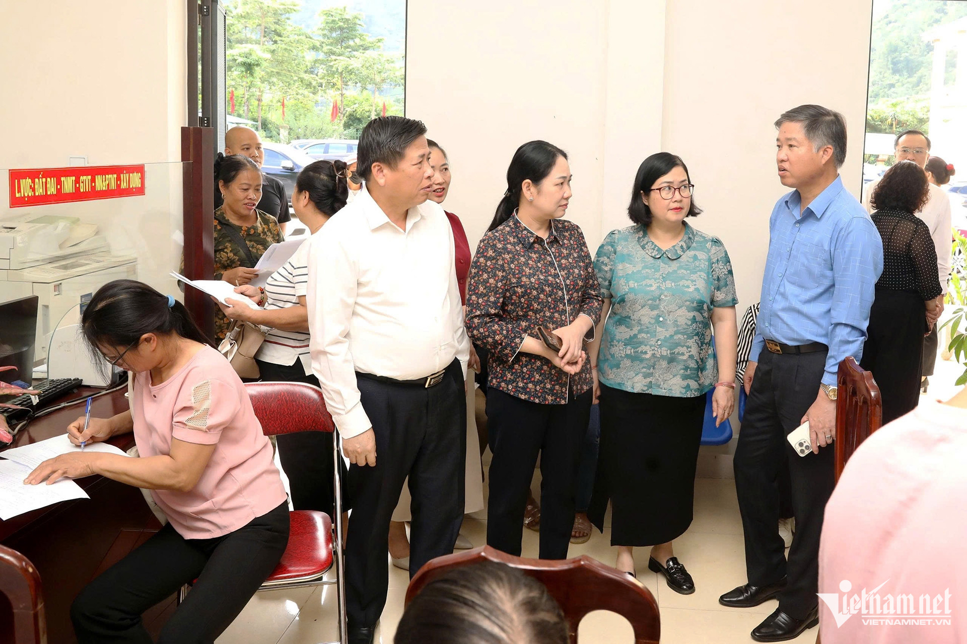 W-thu truong 10.jpg