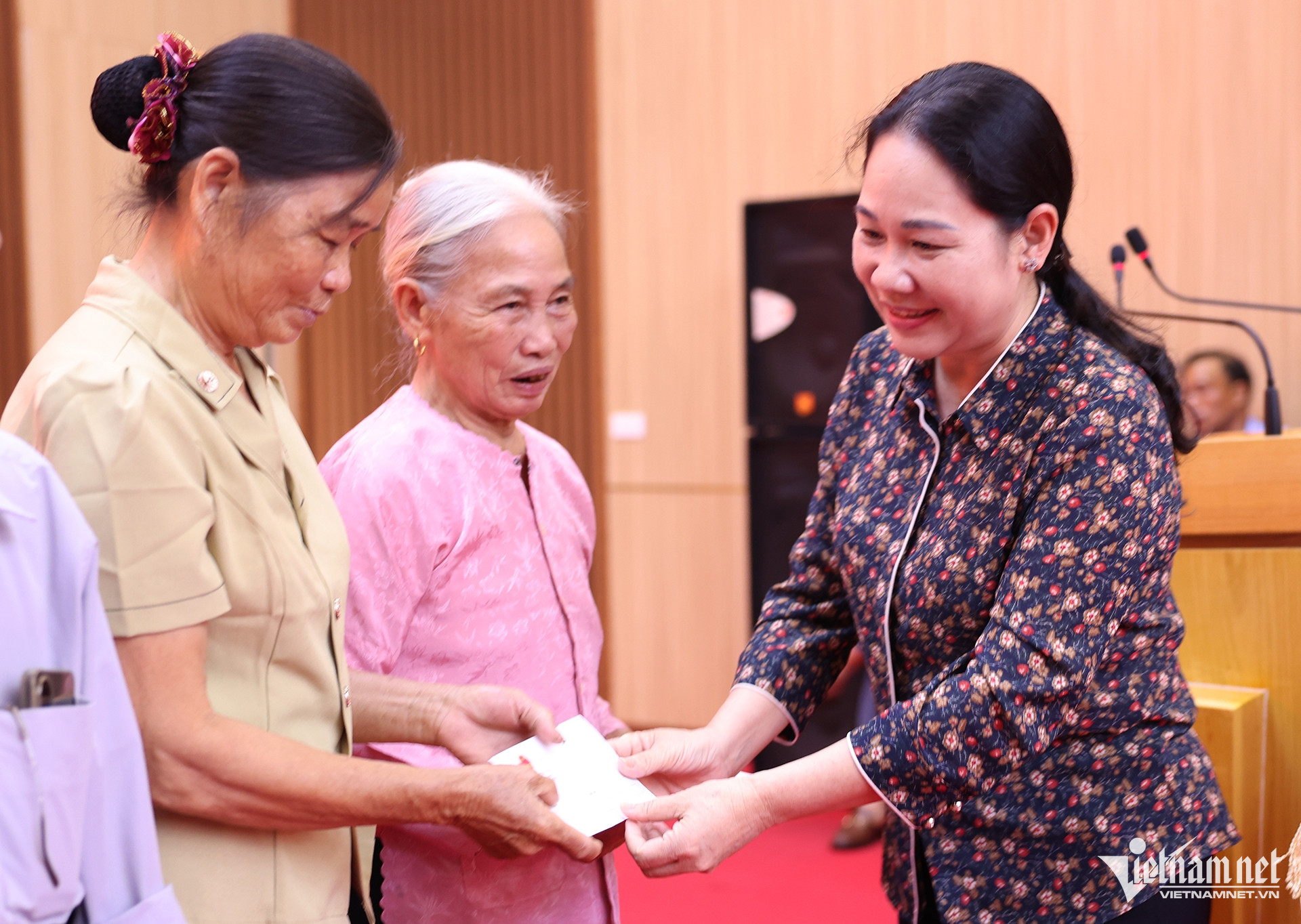 W-thu truong 7.jpg