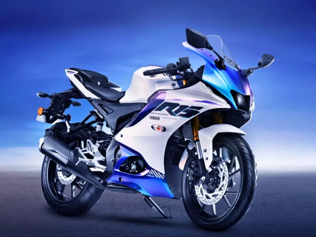 Yamaha R15 2025